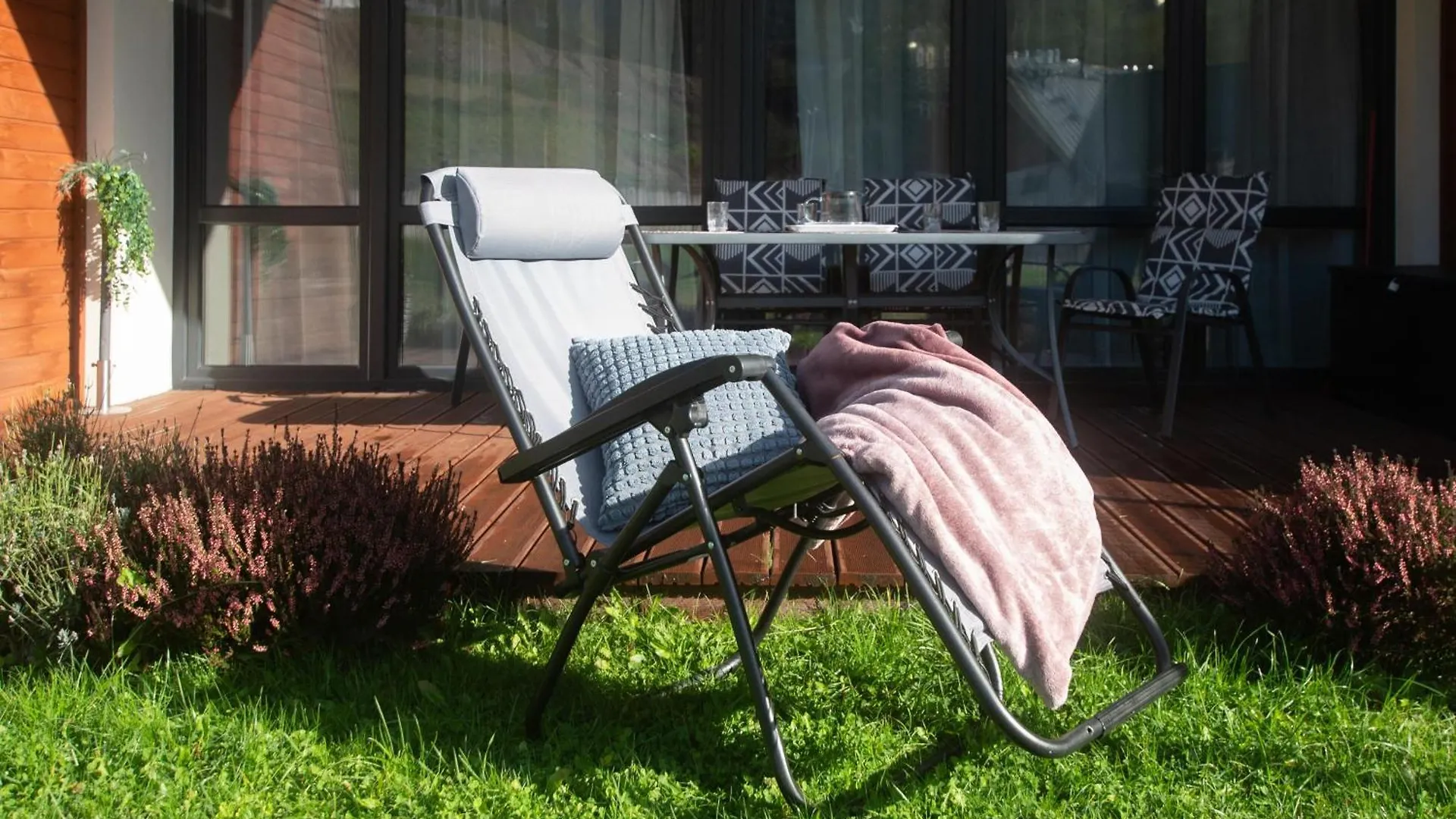 Apartament Lawendowy Z Garazem, Tarasem I Widokiem Na Sniezke Triventi Karpacz